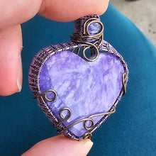 Load image into Gallery viewer, Hackmanite Heart Pendant