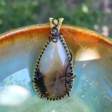 Load image into Gallery viewer, Montana Agate Pendant