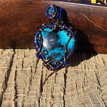 Load image into Gallery viewer, Shattuckite Heart Pendant