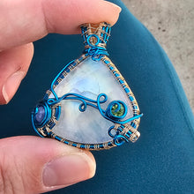 Load image into Gallery viewer, Rainbow Moonstone Pendant