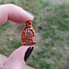 Load image into Gallery viewer, Sunstone Dainty Pendant