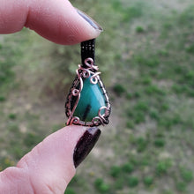 Load image into Gallery viewer, Peruvian Blue Opal Dainty Pendant