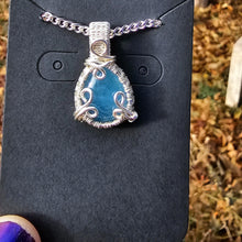 Load image into Gallery viewer, Aquamarine Dainty Pendant
