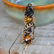Load image into Gallery viewer, Amber Pendant