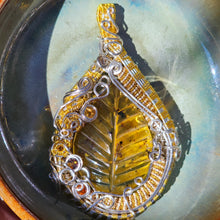 Load image into Gallery viewer, Amber Leaf Heady Pendant
