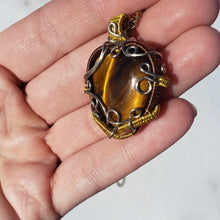 Load image into Gallery viewer, Tigers Eye Heart Pendant