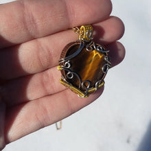 Load image into Gallery viewer, Tigers Eye Heart Pendant