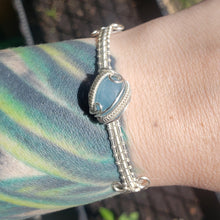 Load image into Gallery viewer, Dainty Aquamarine Bracelet
