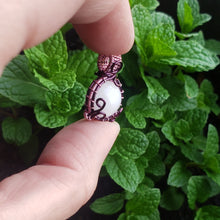 Load image into Gallery viewer, Dainty White Chalcedony Pendant