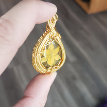 Load image into Gallery viewer, Amber Intaglio Pendant