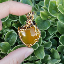 Load image into Gallery viewer, Yellow Chalcedony Heart Pendant