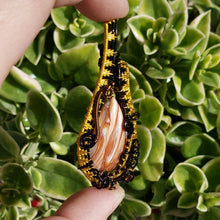 Load image into Gallery viewer, Caramel Opal Heady Pendant