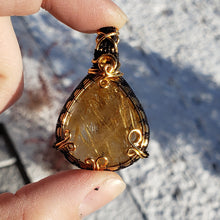 Load image into Gallery viewer, Golden Rutilated Quartz Pendant
