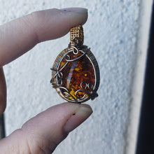 Load image into Gallery viewer, Baltic Amber Pendant