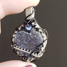 Load image into Gallery viewer, Agate Druzy Heart Pendant