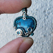 Load image into Gallery viewer, Hubei Turquoise Dainty Heart Pendant