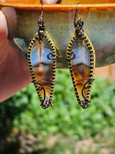Load image into Gallery viewer, Montana Agate Earrings
