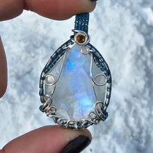 Load image into Gallery viewer, Rainbow Moonstone Pendant
