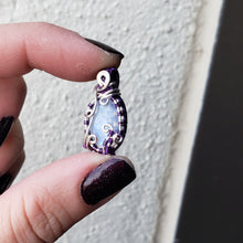 Load image into Gallery viewer, Moonstone Dainty Pendant
