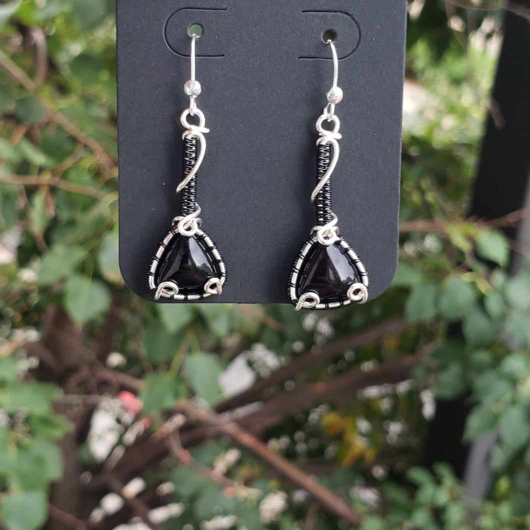 Black Onyx Dainty Dangle Earrings