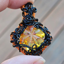 Load image into Gallery viewer, Amber Flower Heady Pendant
