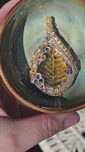 Load and play video in Gallery viewer, Amber Leaf Heady Pendant
