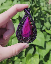 Load and play video in Gallery viewer, Purple Labradorite Heady Pendant
