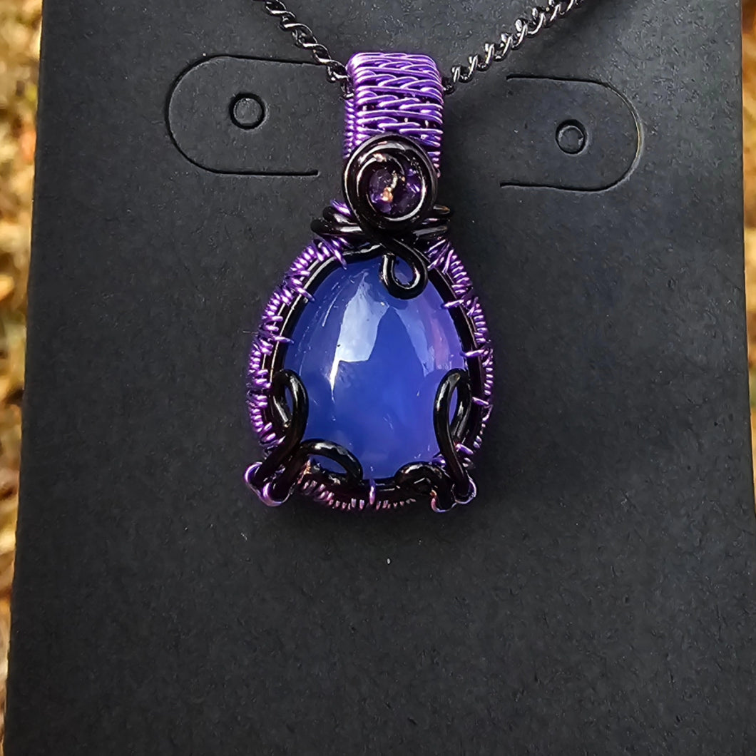 Dainty Lavender Chalcedony Pendant