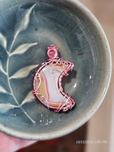 Load image into Gallery viewer, Agate Moon Pendant
