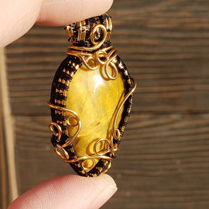 Nellite Pendant