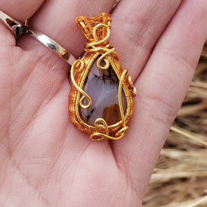 Dainty Montana Agate Pendant