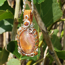 Load image into Gallery viewer, Dainty Cantera Opal Pendant

