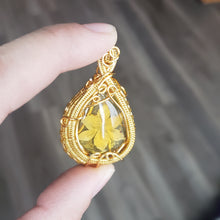 Load image into Gallery viewer, Amber Intaglio Pendant

