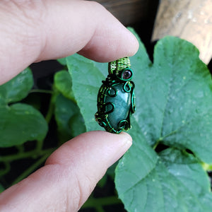 Chrome Chalcedony Dainty Pendant
