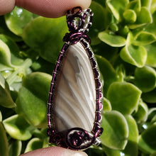Load image into Gallery viewer, Flint Stone Pendant

